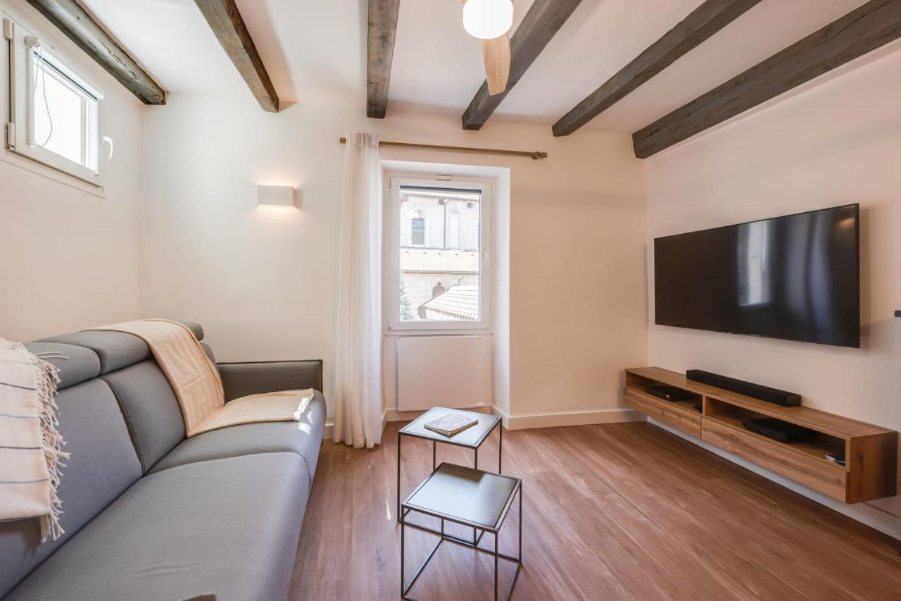 L'Escale Bleue - Apartment For 2 To 4 People In The Heart Of Annecy Eksteriør bilde